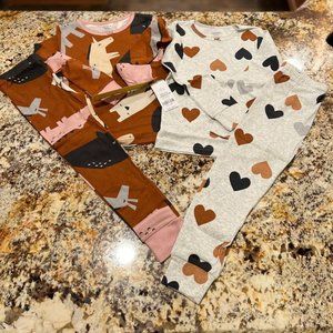 4T New (NWT) Carter's Girl's 4-Piece Pajamas: Size 4T
